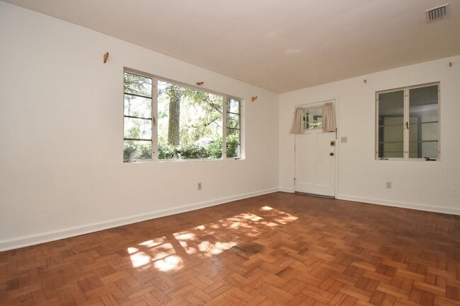 Building Photo - 3309 NW 3rd St