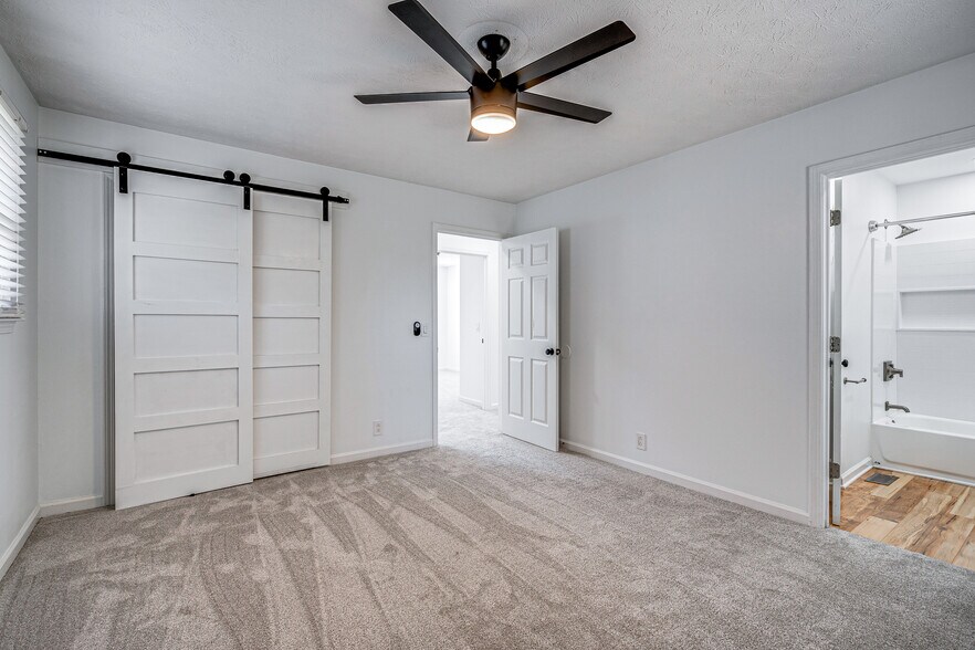 Building Photo - 5317 Ashlawn Dr