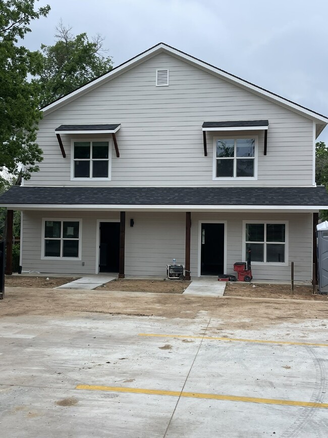 Primary Photo - 3 bedroom 3 bath NEW CONSTRUCTION close to...