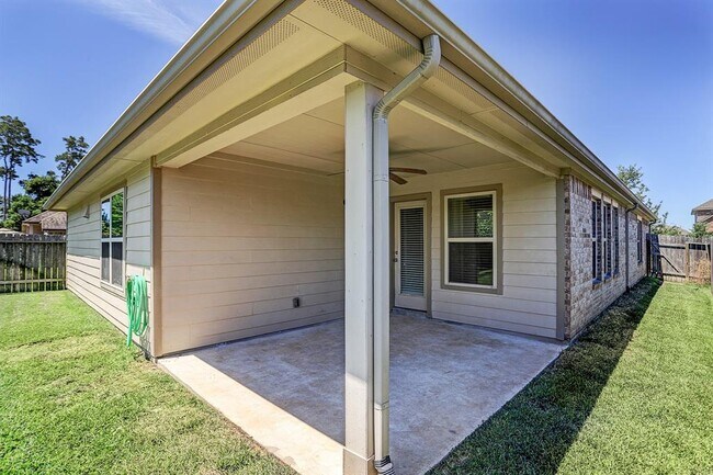 Building Photo - 24131 McKinzie Ridge Dr