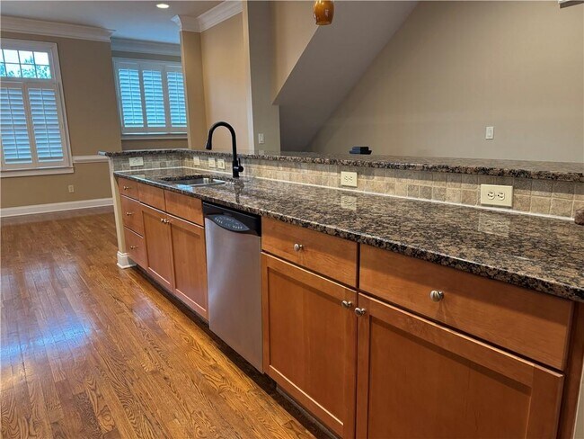 Building Photo - 1258 DeKalb Ave NE