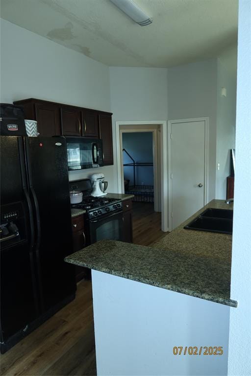 Building Photo - 305 Duprie Dr
