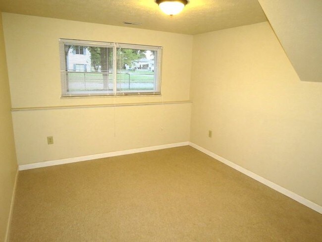 Building Photo - new rental in southern pines