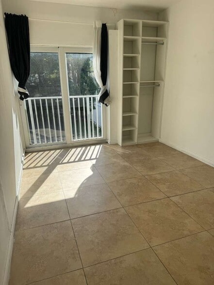 Building Photo - 444 SW 3rd St