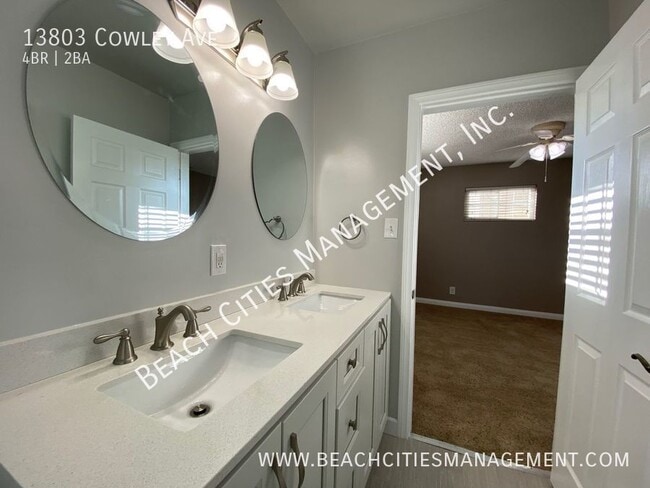 Building Photo - 13803 Cowley Ave