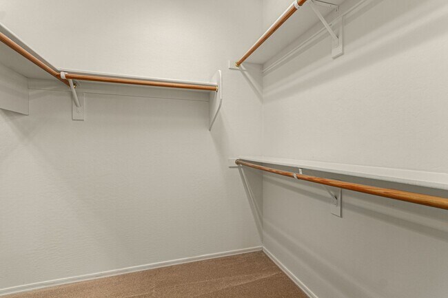 Building Photo - Chandler 4 Bedroom - 2.5 Bathroom with Pri...