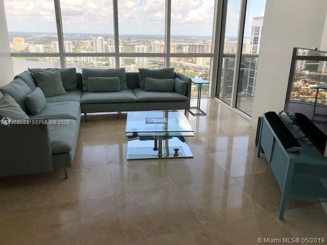 Building Photo - 18101 Collins Ave