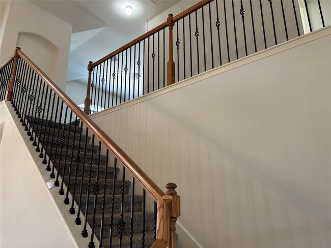 Building Photo - 21223 Colton Cove Dr