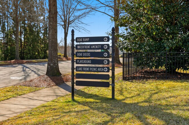 Building Photo - 4008 La Crema Dr