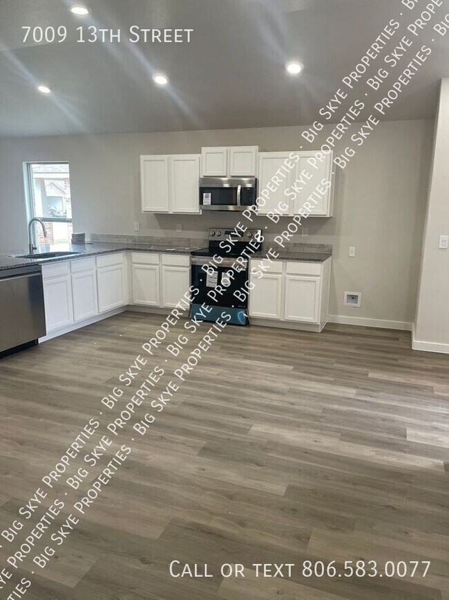 Building Photo - 7009 13th St