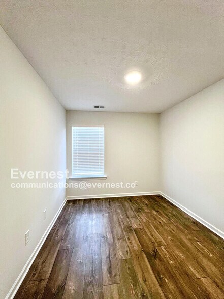 Building Photo - 218 Ansley Wy