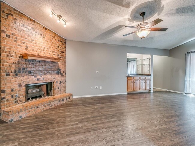 Building Photo - 712 NW 137th St