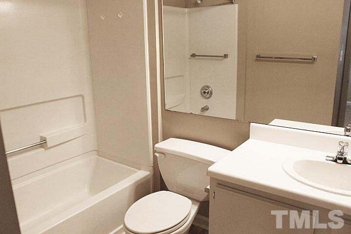 Building Photo - 1500 Graduate Ln