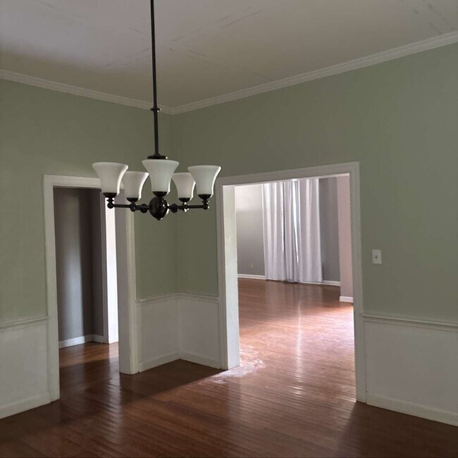 Building Photo - 141 Alumni Ave