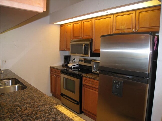Building Photo - 1512 Rio De Janeiro Ave