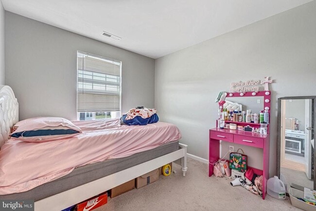 Building Photo - 205 Dalton Dr