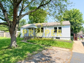 Building Photo - 1625 Willamet Rd