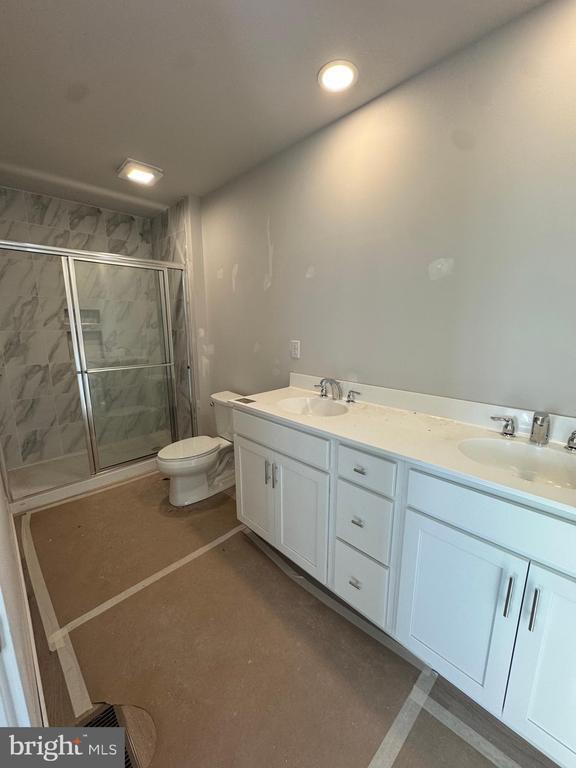 Building Photo - 3123 Overlook Dr