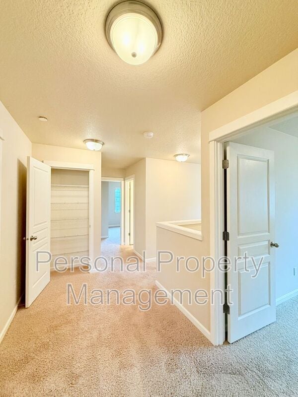 Building Photo - 7408 NE 30th Ave