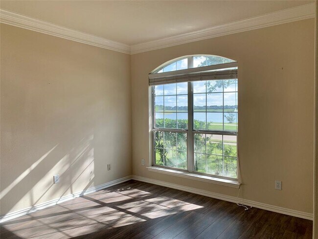Building Photo - 2516 Brittany Lakes Dr