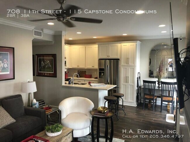 Building Photo - Capstone Condominiums 115