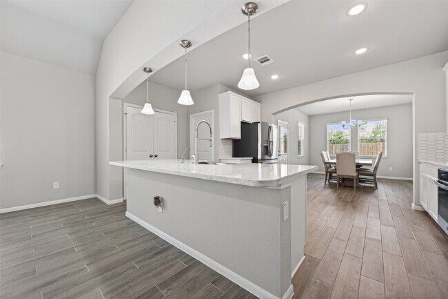 Building Photo - 11676 Whirlaway Dr