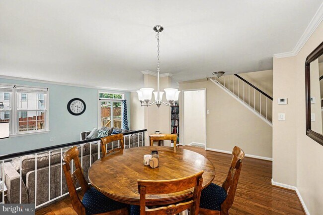 Building Photo - 7468 Brighouse Ct