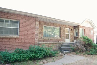 Building Photo - 10923 N 36th E