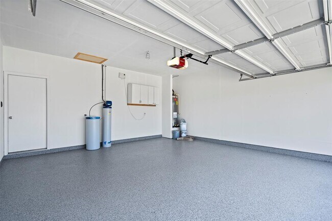 Building Photo - 156 Marcheeta Way