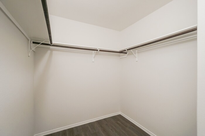 Building Photo - 5123 Jade Crossing