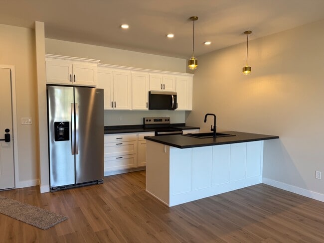 Building Photo - 2305 Ave G