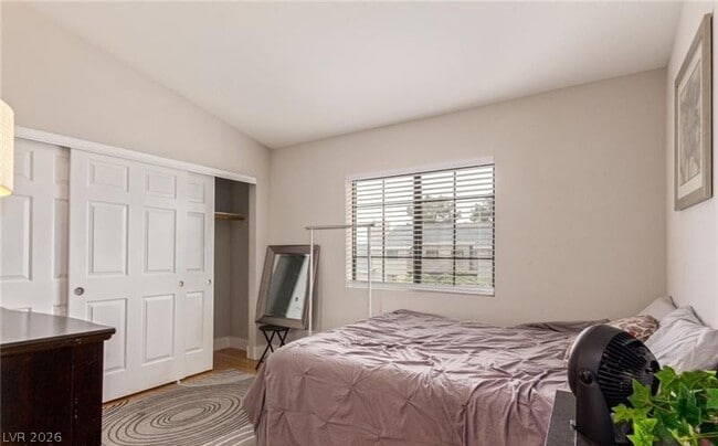 Building Photo - 2840 Blue Bonnet Dr