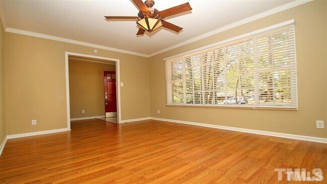 Building Photo - 5841 Sandstone Dr