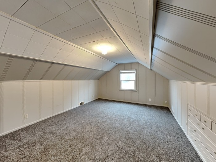 Building Photo - 1103 44th Ave NE