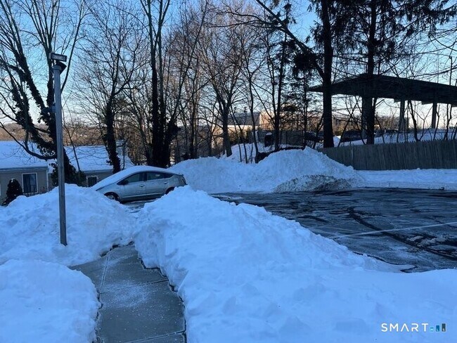 Building Photo - 78 Shepard Ave