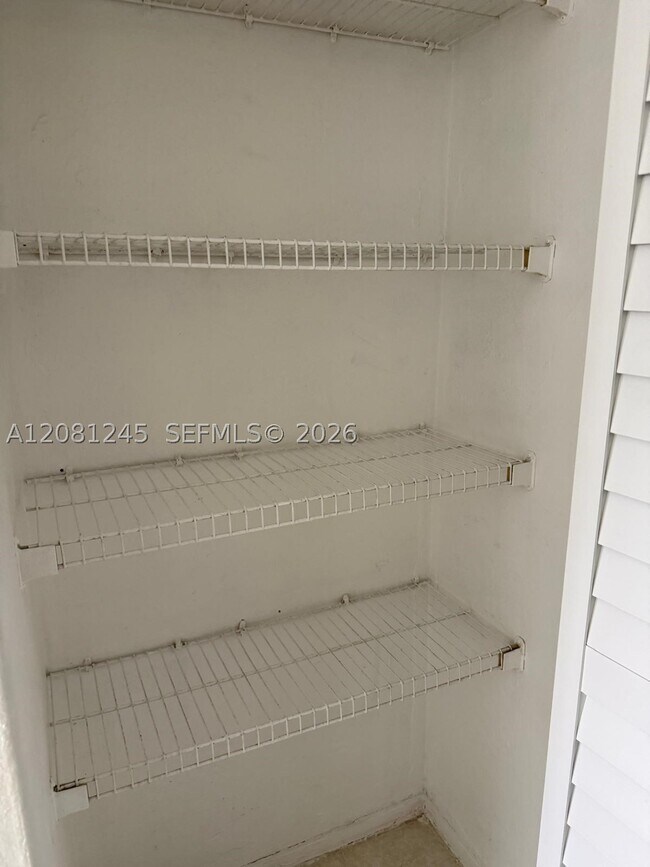 Building Photo - 2175 NE 170th St