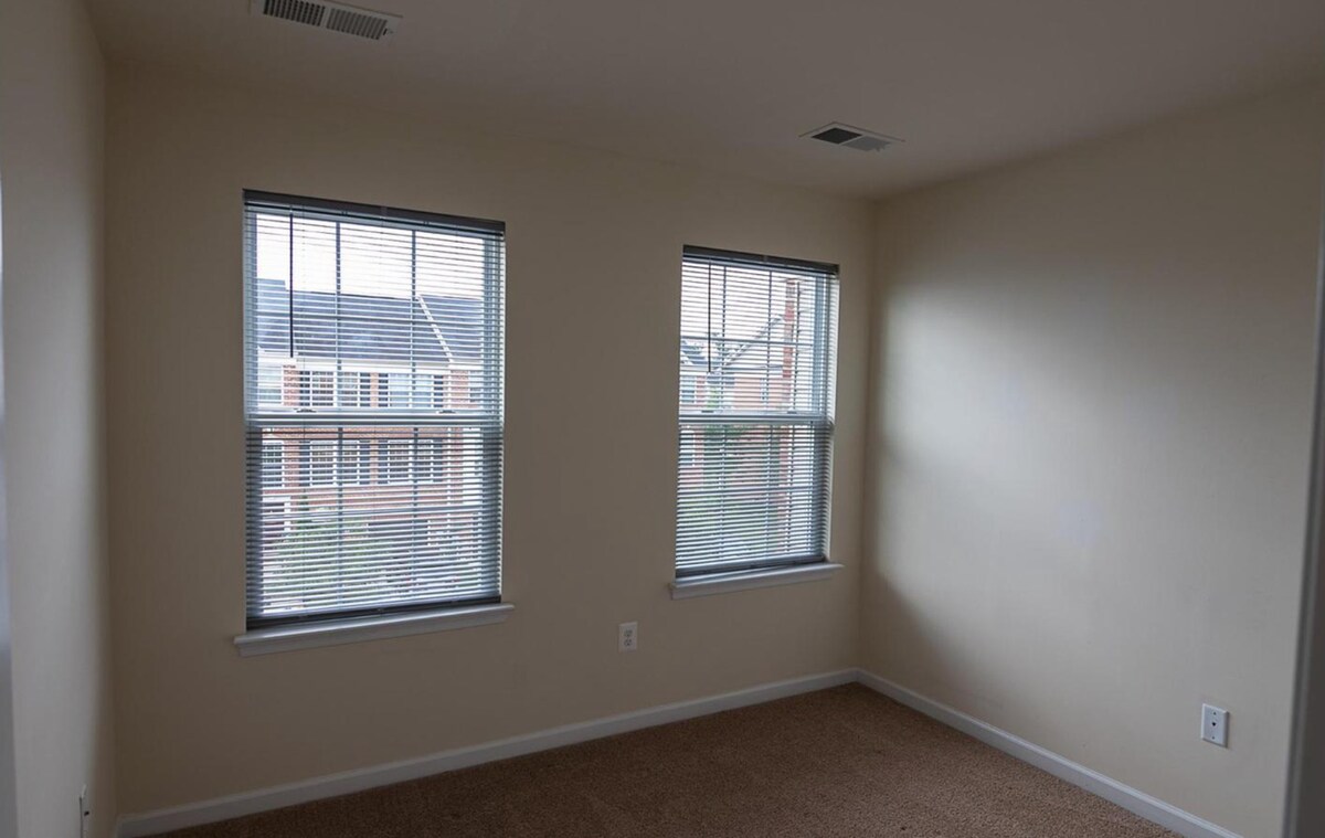 Building Photo - 11346 Sandestin Pl