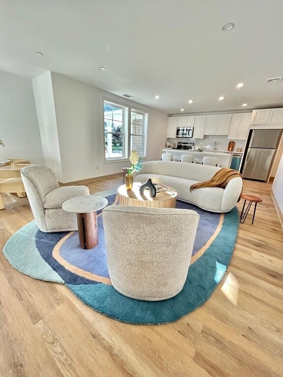 Building Photo - 26 Union St