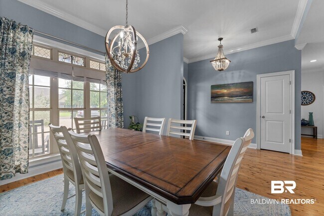 Building Photo - 25911 Tealwood Dr