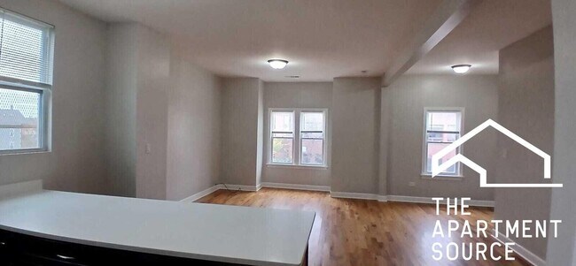 Building Photo - 3614 W McLean Ave