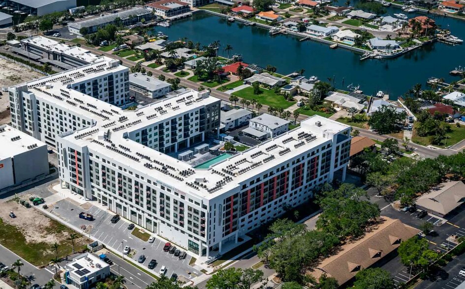 Building Photo - 4341 34th St S