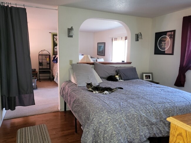 Building Photo - 10964 Brentwood Ln