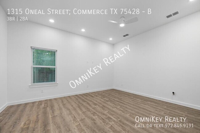 Building Photo - 1315 Oneal St