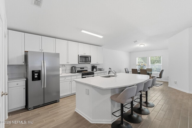 Building Photo - 2949 Firethorn Ave