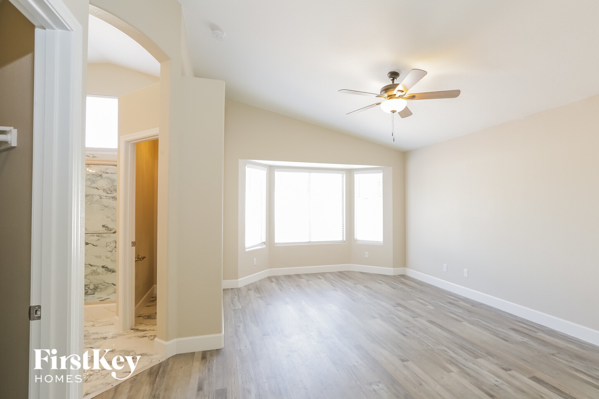 Building Photo - 8630 W Shaw Butte Dr