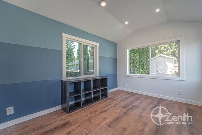 Building Photo - 4213 NE 139th Ave