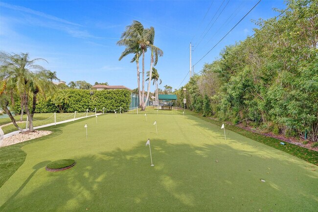 Building Photo - 13 Royal Palm Way