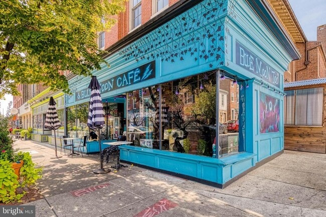 Building Photo - 1025 S Hanover St