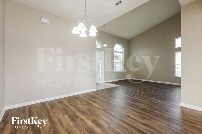 Building Photo - 1836 Mira Lago Cir