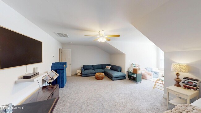 Building Photo - 604 Muscadine Ln